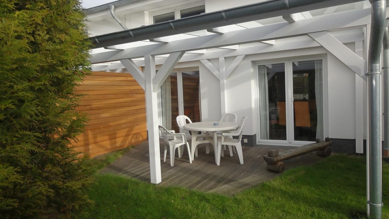 Ferienwohnung Mond im Haus Struve überdachte Terrasse Ferienwohnung Mond im Haus Struve überdachte Terrasse